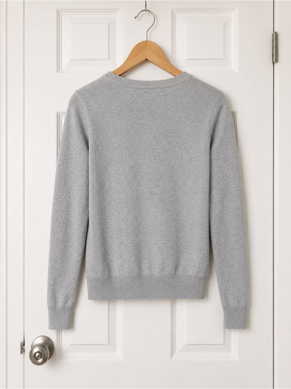 GAP Light Gray Button-Front Crewneck Cardigan Sz L - Picture 2 of 5